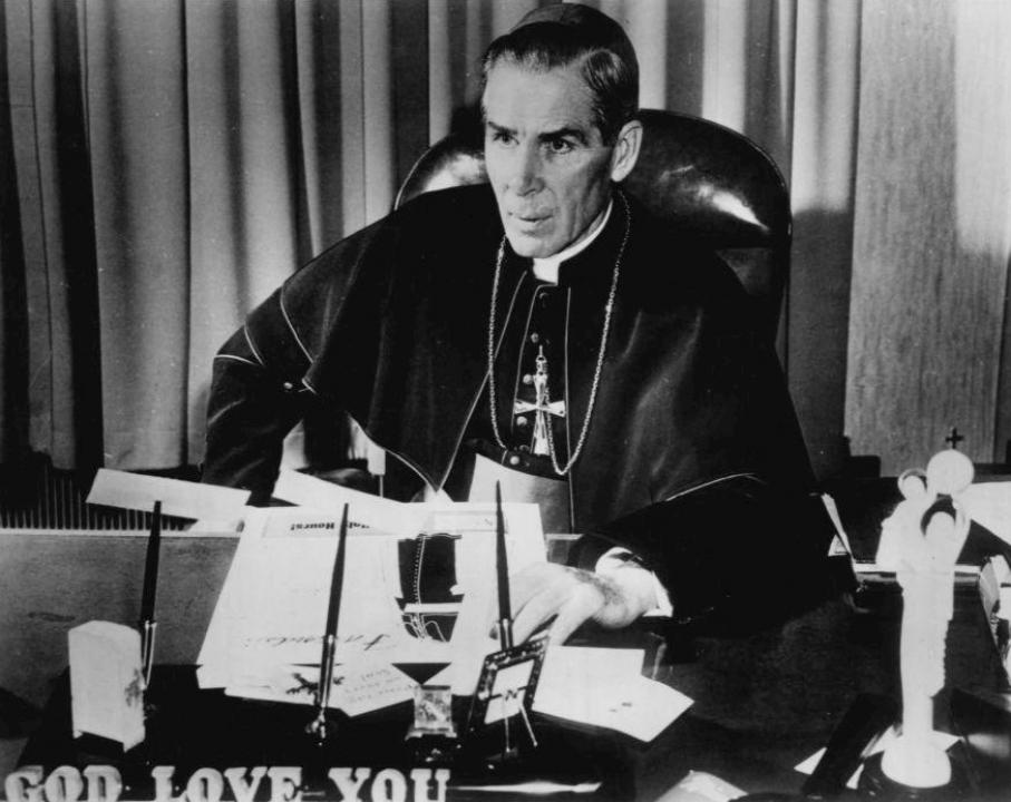 Nadbiskup Fulton J. Sheen (Life Is Worth Living)