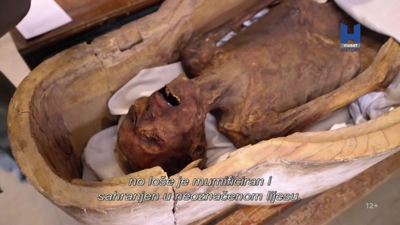 Odmotane mumije (Mlada dama)