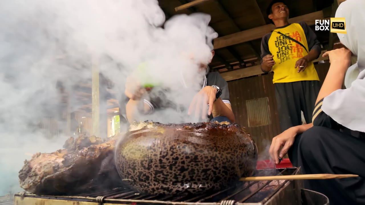 ASIA’S SCARIEST FOOD & WHERE TO FIND IT.