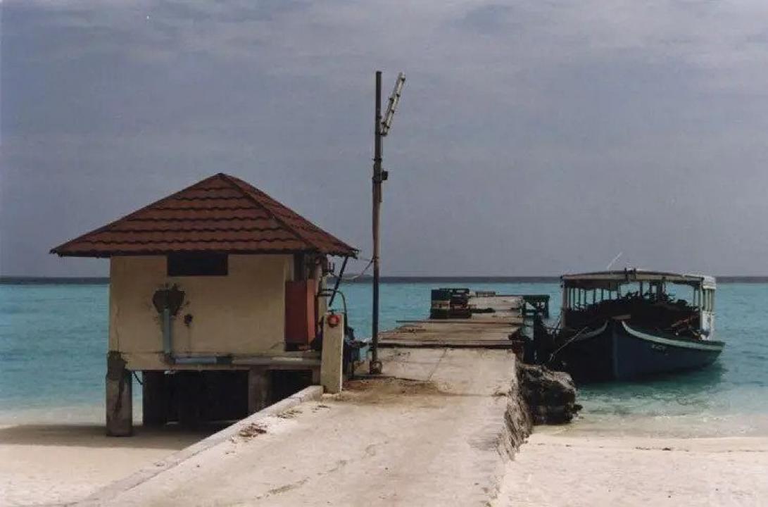 Čigrom oko svijeta: Preko Ekvatora do Zelenortskih otoka (dokumentarna serija)